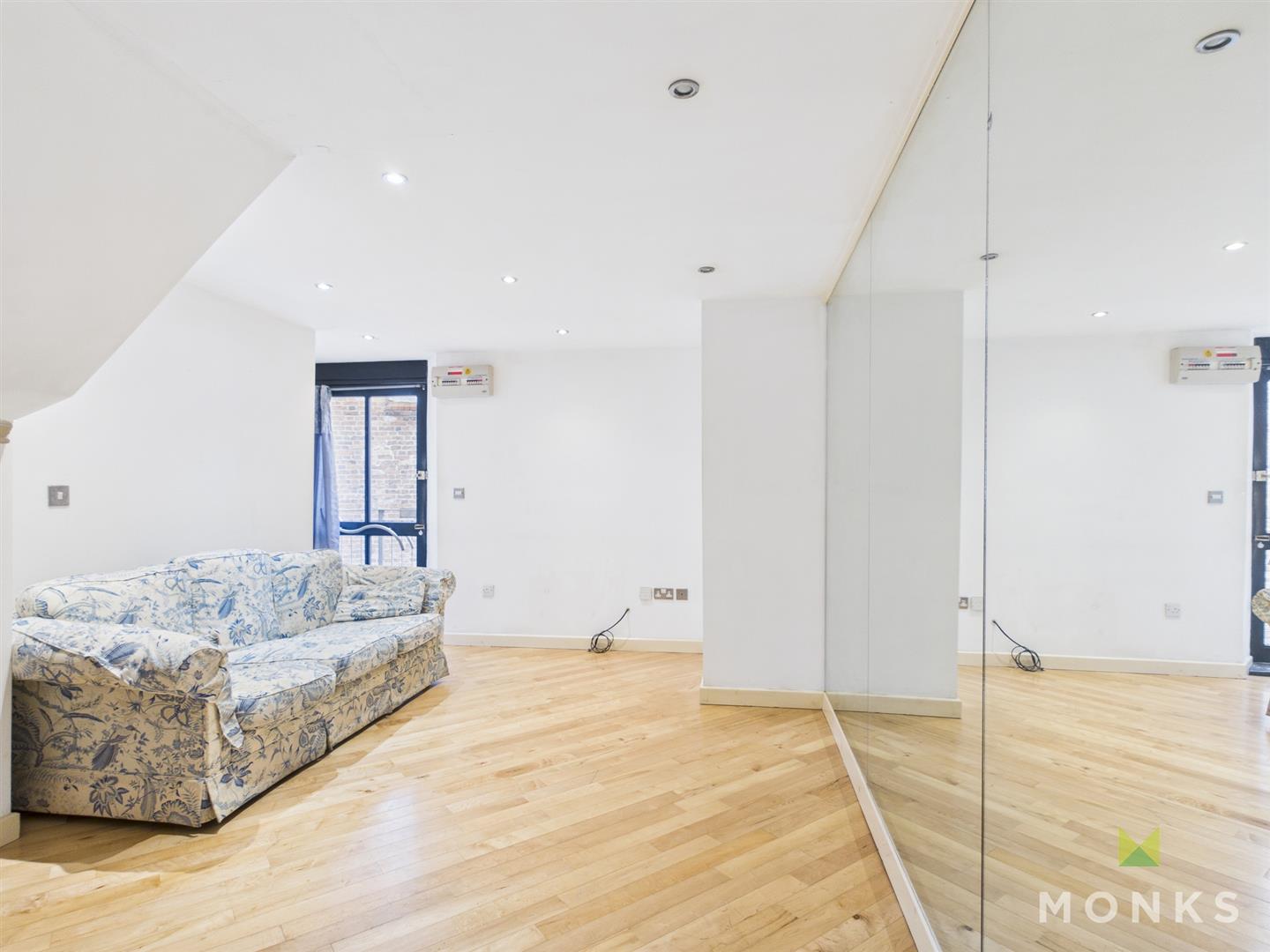 Apartment 6 Chapel Mews,, Shrewsbury, SY1 2BG For Sale